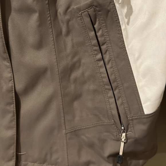 EUC The North Face Womens Varius Guide Jacket style: Aucy - Picture 3 of 10